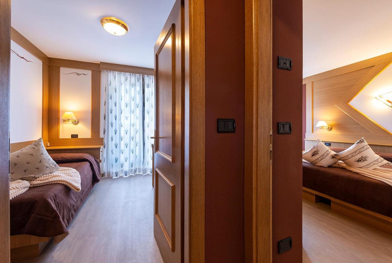 Hotel La Serenella Moena Ngoại thất bức ảnh