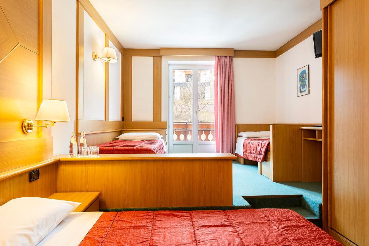 Hotel La Serenella Moena Ngoại thất bức ảnh