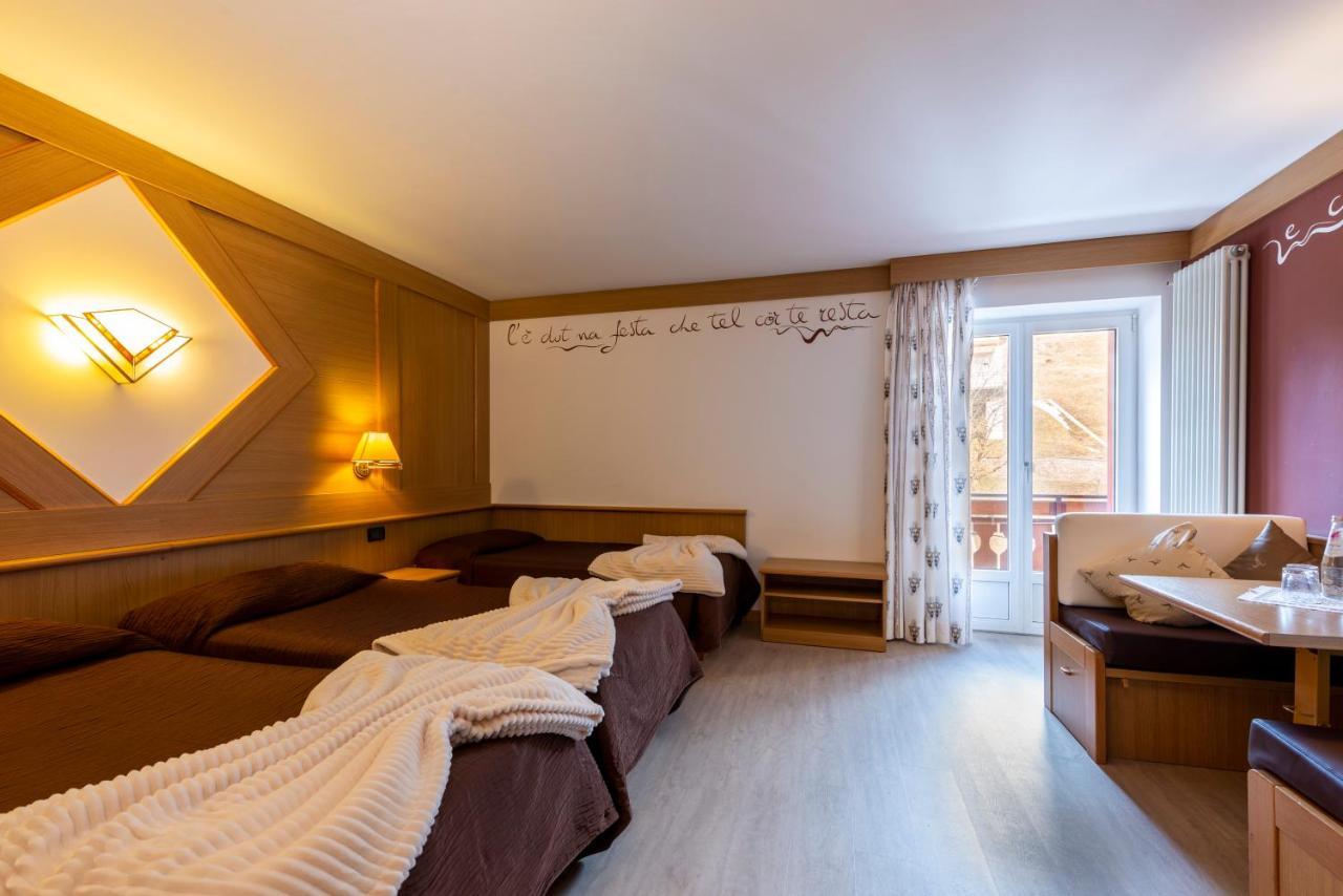 Hotel La Serenella Moena Ngoại thất bức ảnh