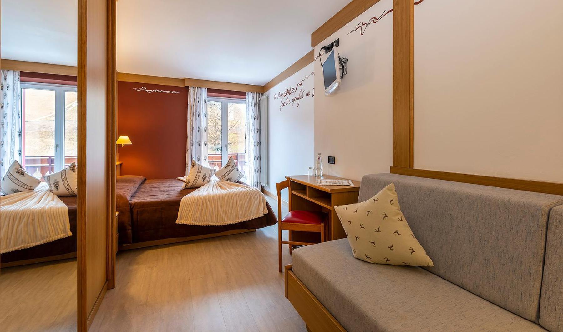 Hotel La Serenella Moena Ngoại thất bức ảnh
